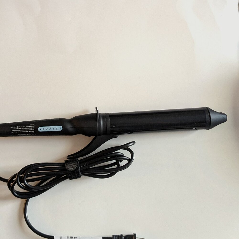 COPY - Bio-Ionic Long Barrel Curling Iron 1.5 inches NWOT
